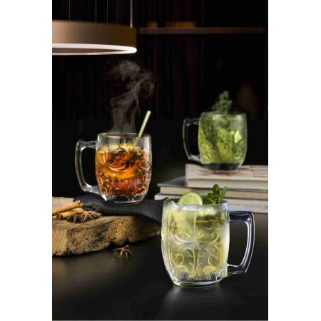 Dallo stile contemporaneo che richiamano le linee estetiche della Body Art, Mule è la nuova frontiera dei cocktail, ma si abbina 2